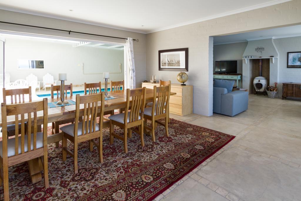 Cape-x-ta-sea Holiday home